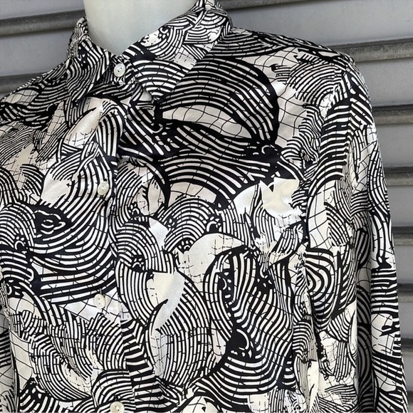 Investments Black and White Abstract Button Down Shirt Size 12 - Picture 5 of 11